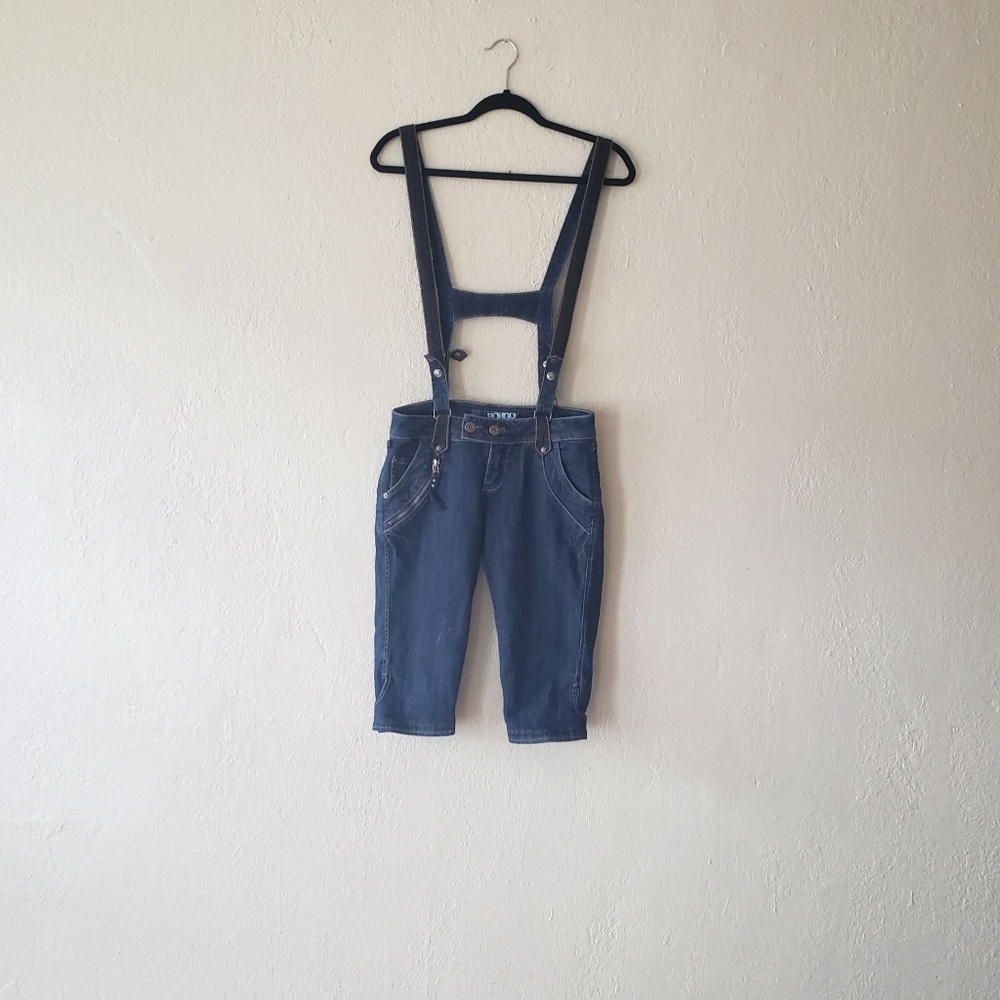 BONGO‎ BLUE JEANS/DENIM SUSPENDER SHORTS...SIZE 6